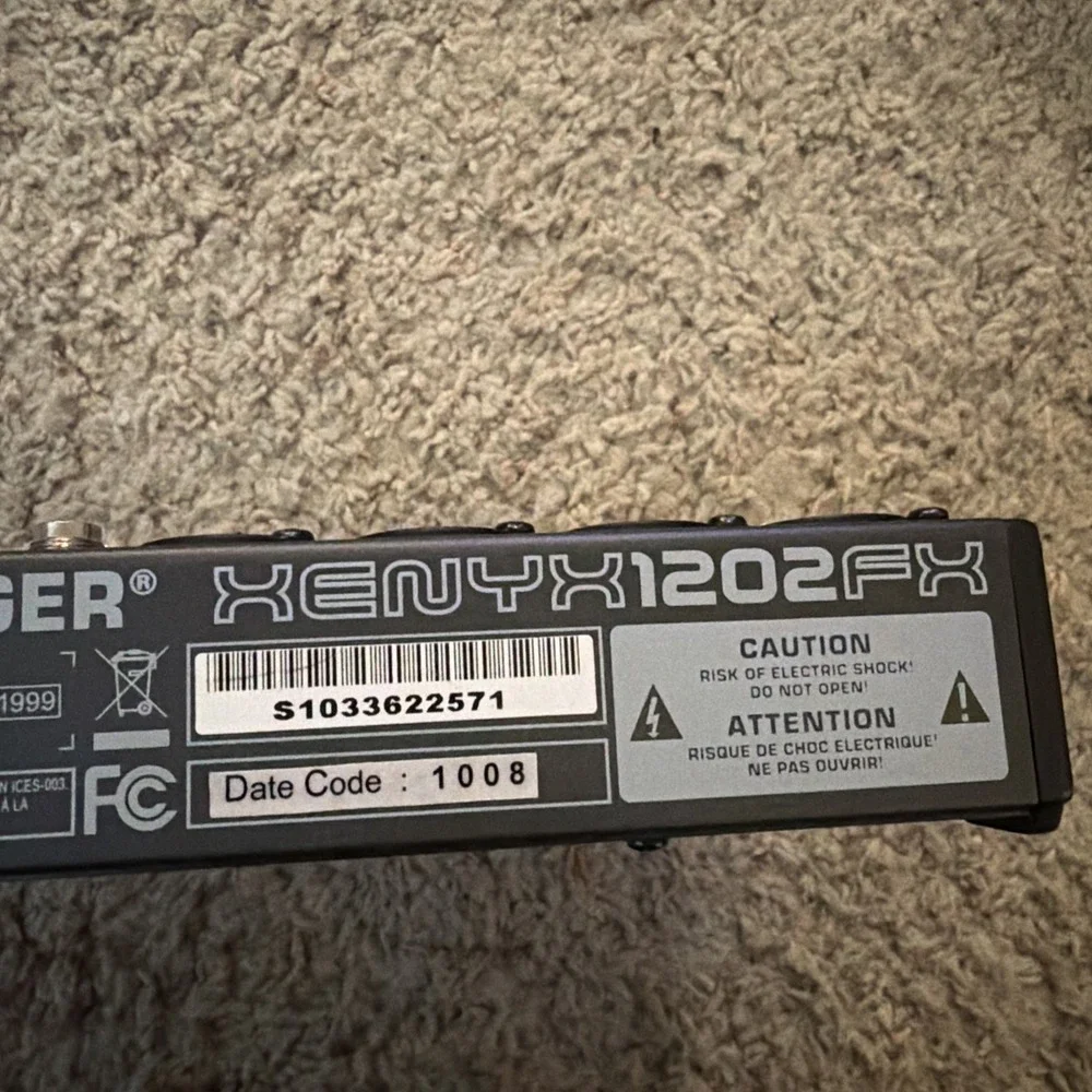 Behringer XENYX 1202FX Compact Mixer 12 CH 24bit Multi-Effector Untested No Cord